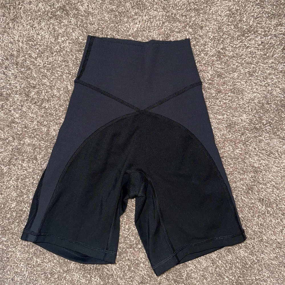Arie High-Waisted Black Women's Shorts